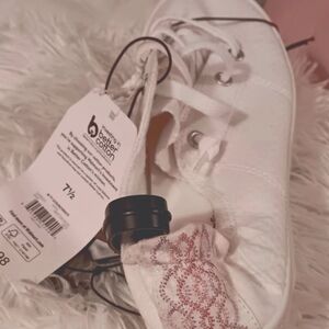 Time and Tru Women's Scrunch Back Slip On Sneakers